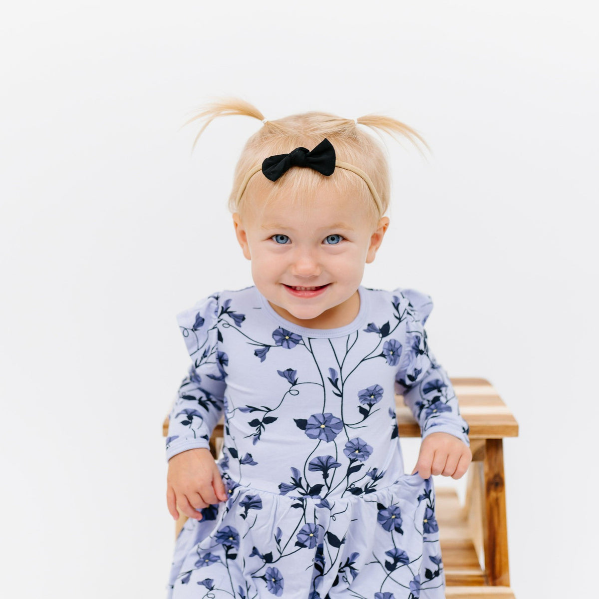 Kyte Baby Tiny Nylon Bow in Midnight