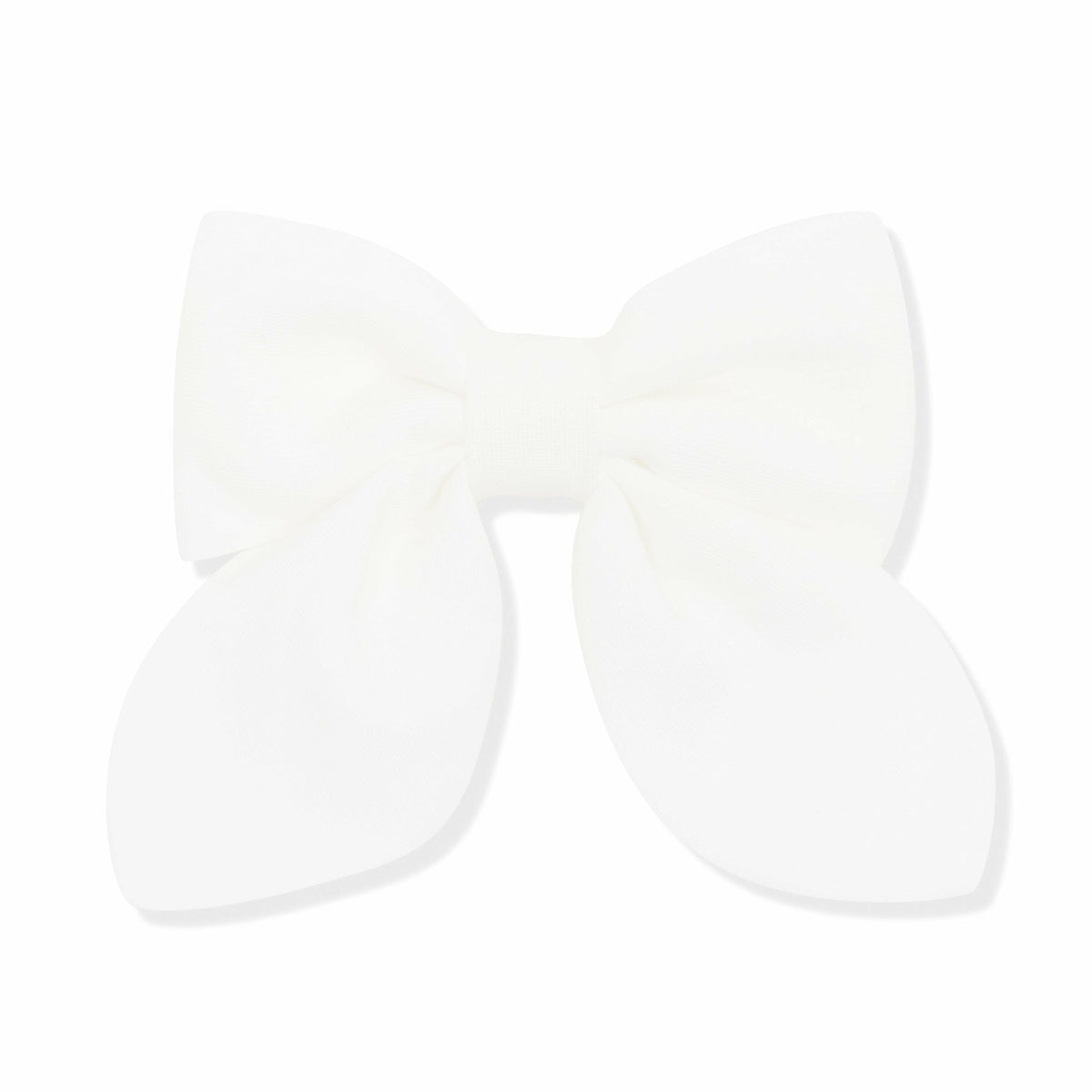 Kyte Baby Medium Alligator Clip Bow in Cloud