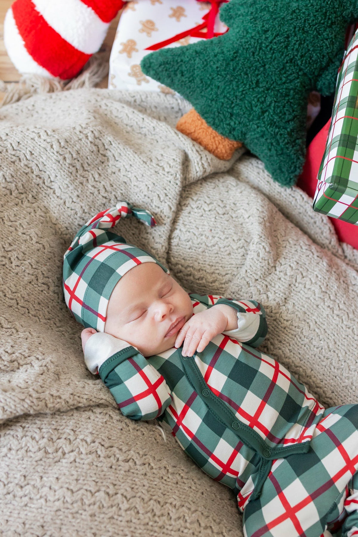 Kyte Baby Take Me Home Set with Cap in Holiday Plaid