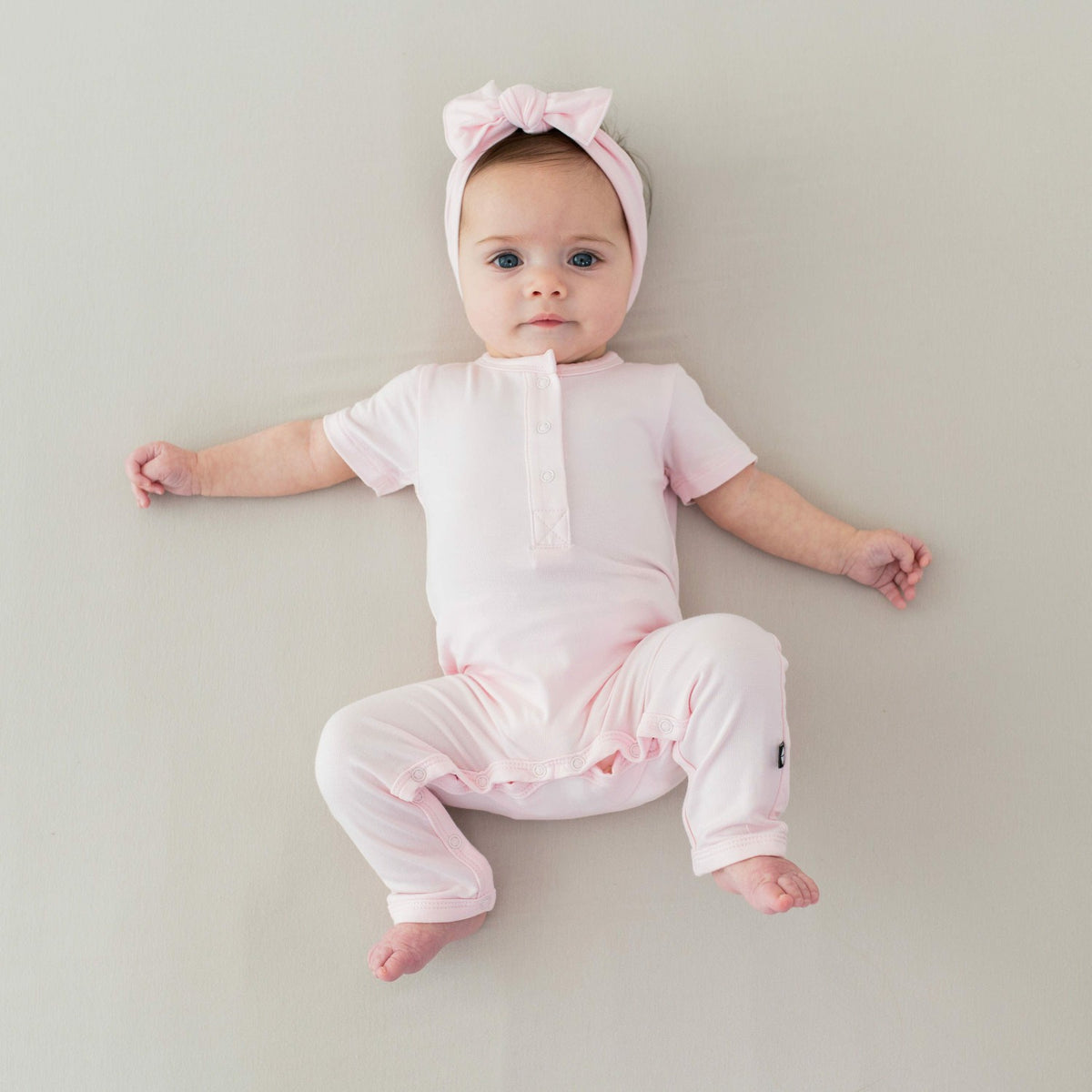 Kyte Baby Knotted Bow Headband in Sakura