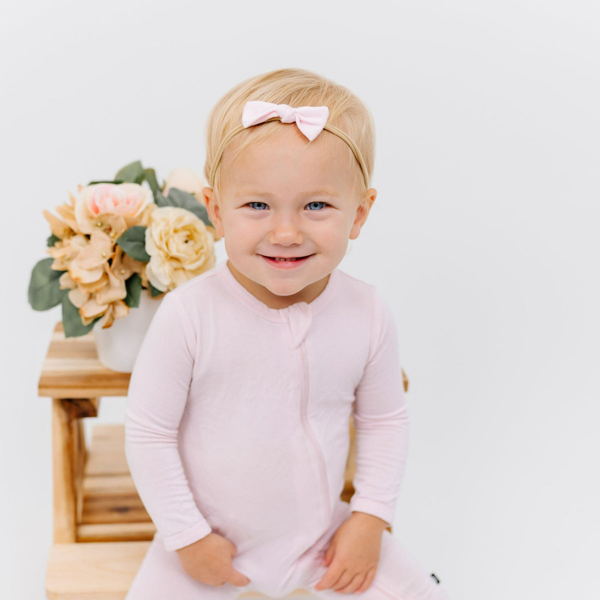 Kyte Baby Tiny Nylon Bow in Sakura