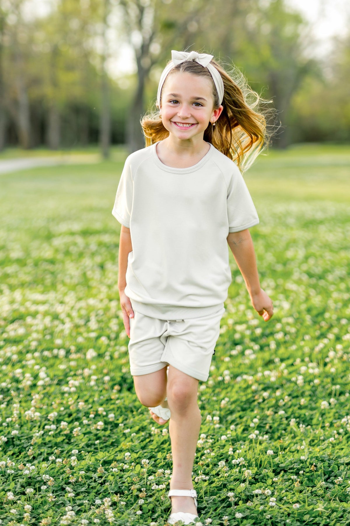 Kyte Baby Short Sleeve Jogger Set in Oat