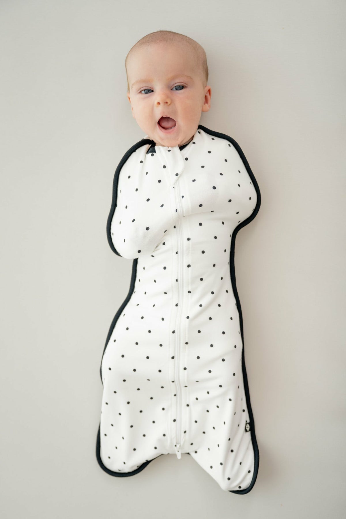 Kyte Baby Swaddle Bag in Midnight Polka Dot 0.5