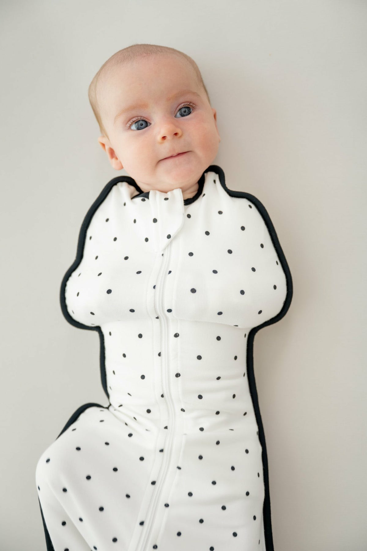 Kyte Baby Swaddle Bag in Midnight Polka Dot 0.5
