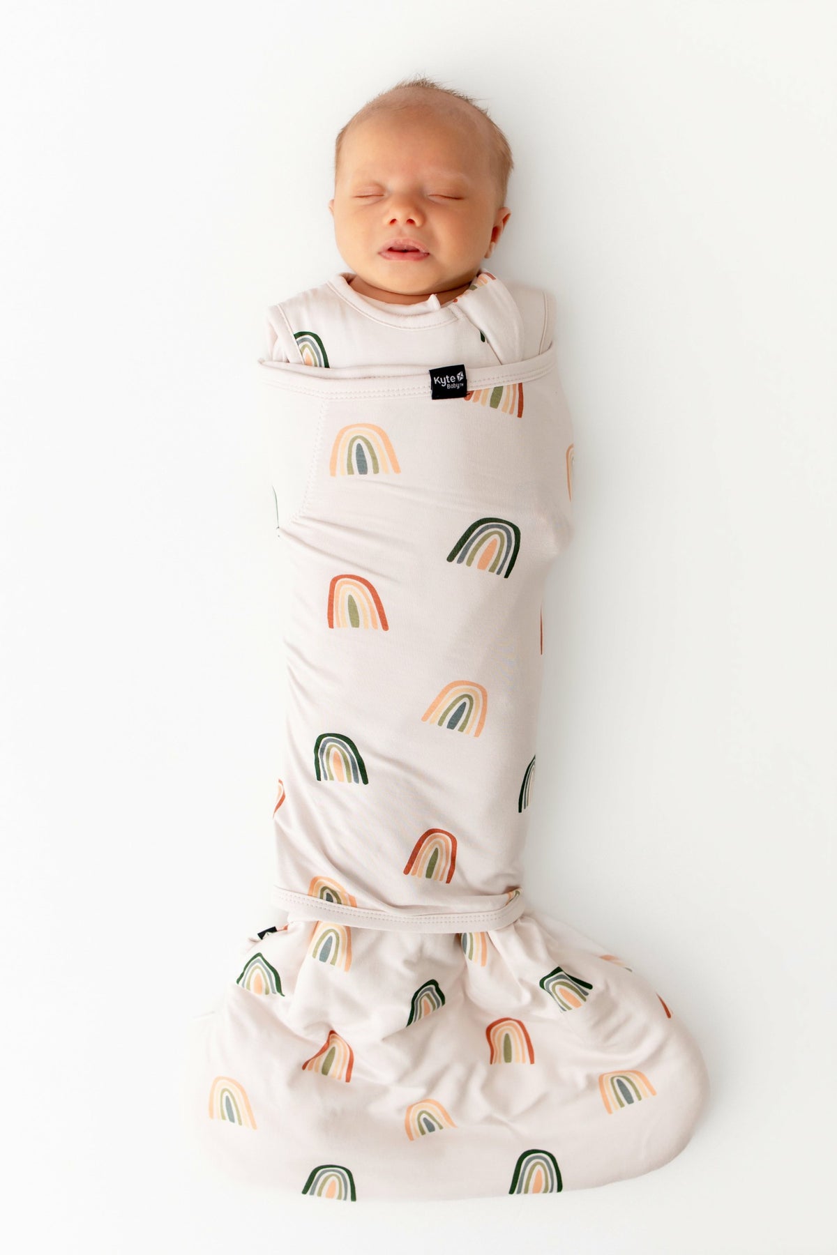 Kyte Baby Sleep Bag Swaddler in Retro Rainbow 1.0