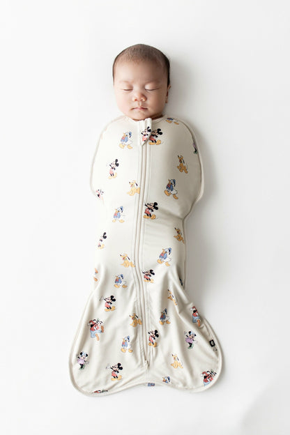 Kyte Baby Swaddle Bag in Mickey Mouse and Friends 0.5
