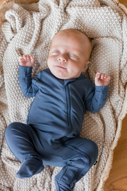 Kyte Baby Zippered Footie in Oxford