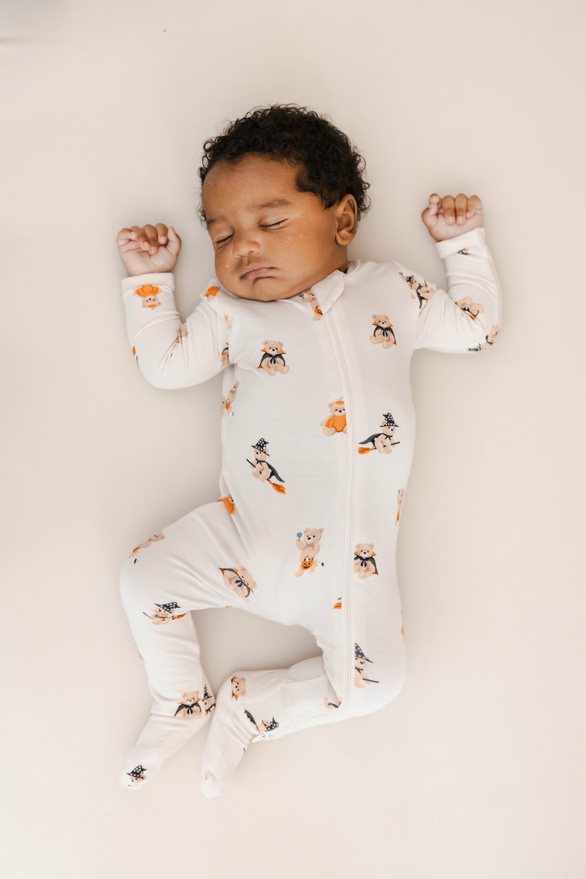 Kyte Baby Zippered Footie in Halloween Teddy