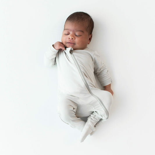 Kyte Baby Zippered Footie in Oat