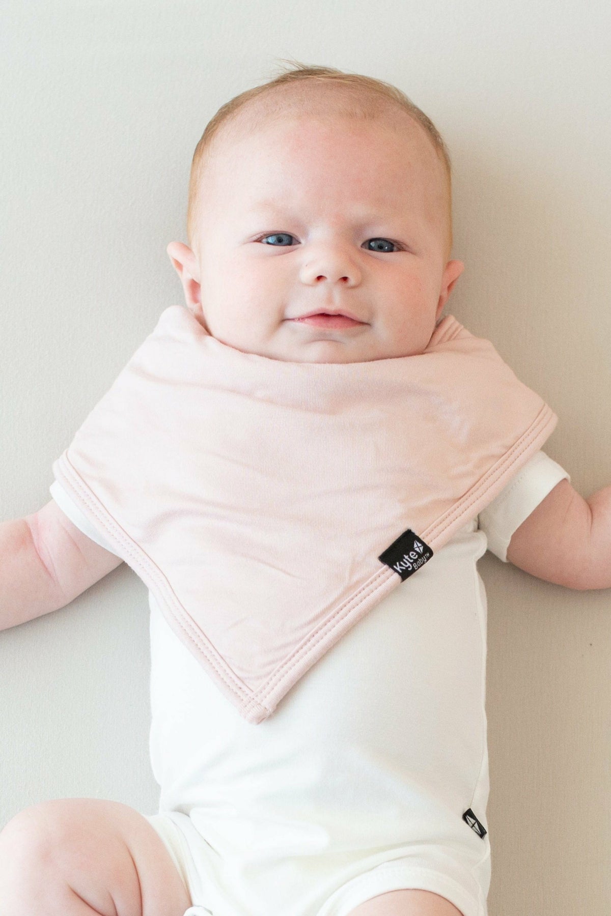 Kyte Baby Baby Bib in Blush