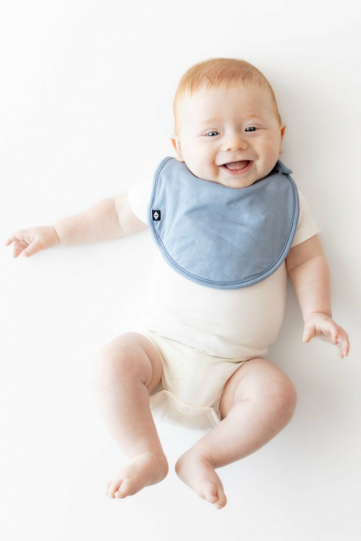 Kyte Baby Cushy Bib in Slate