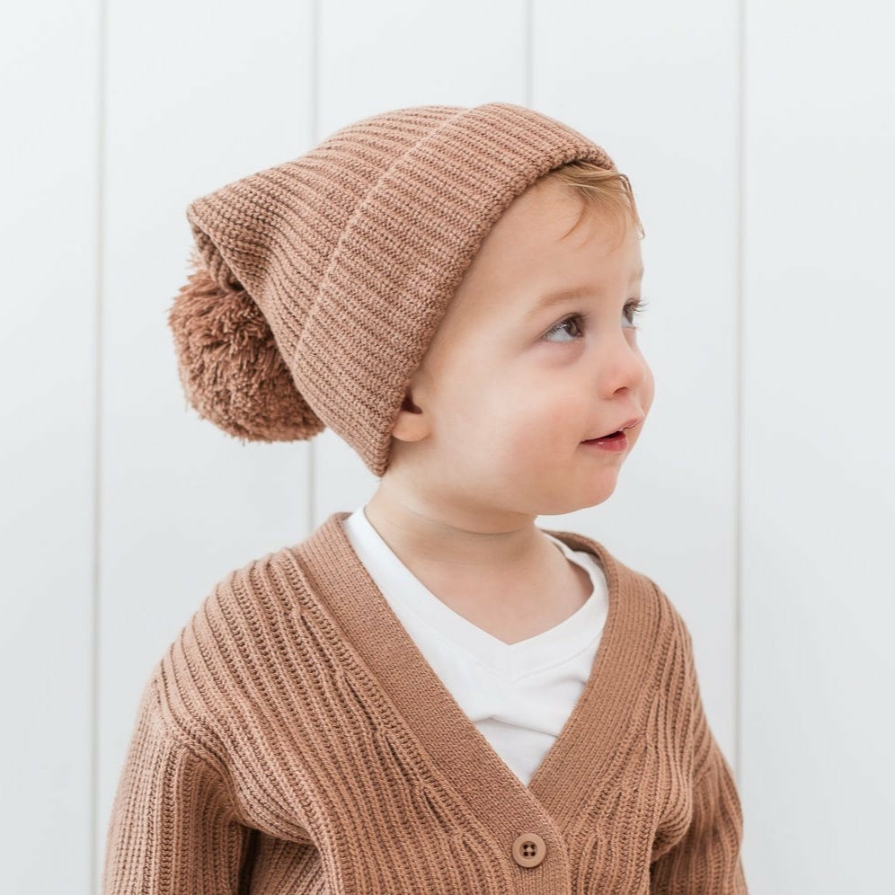 Kyte Baby Chunky Knit Pom Beanie in Latte