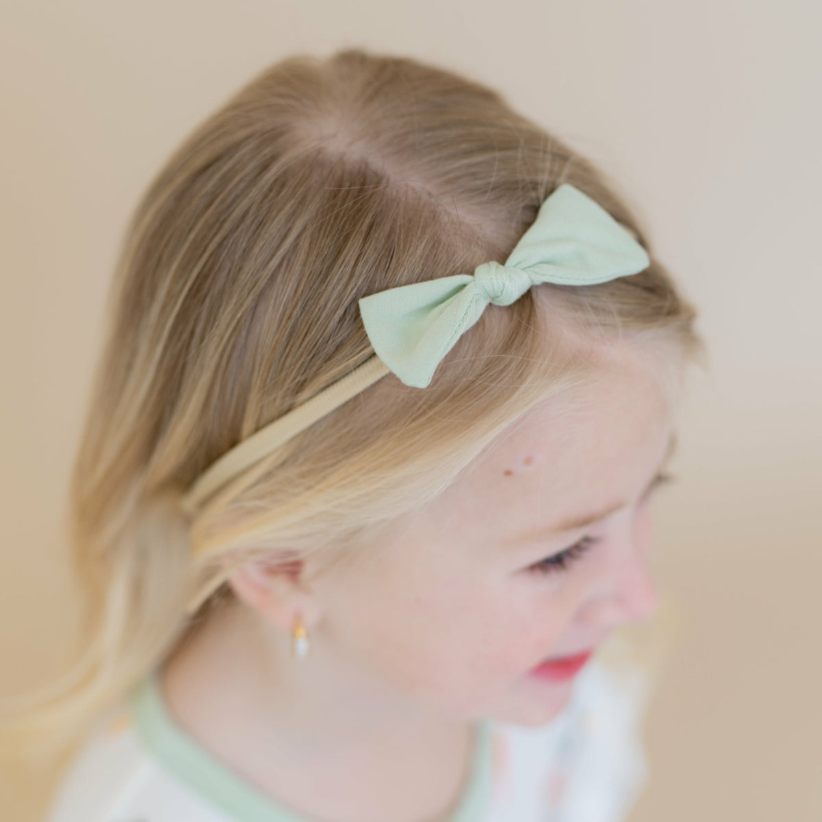 Kyte Baby Tiny Nylon Bow in Basil