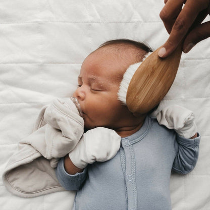 Kyte Baby Scratch Mitten in Cloud