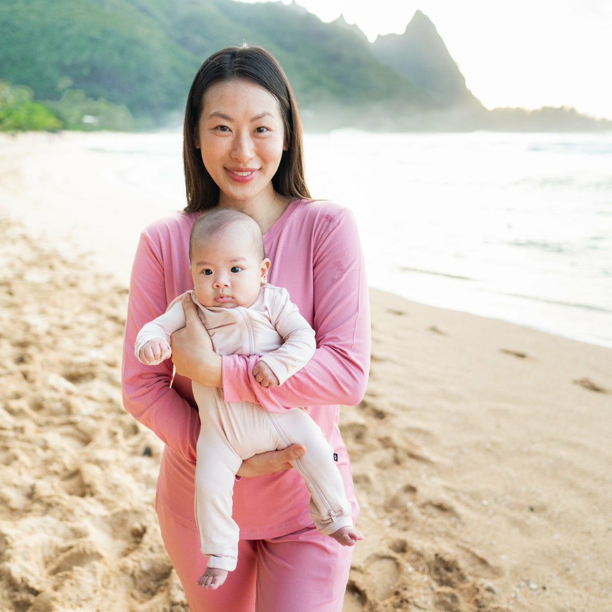 Kyte Baby Zippered Romper in Blush