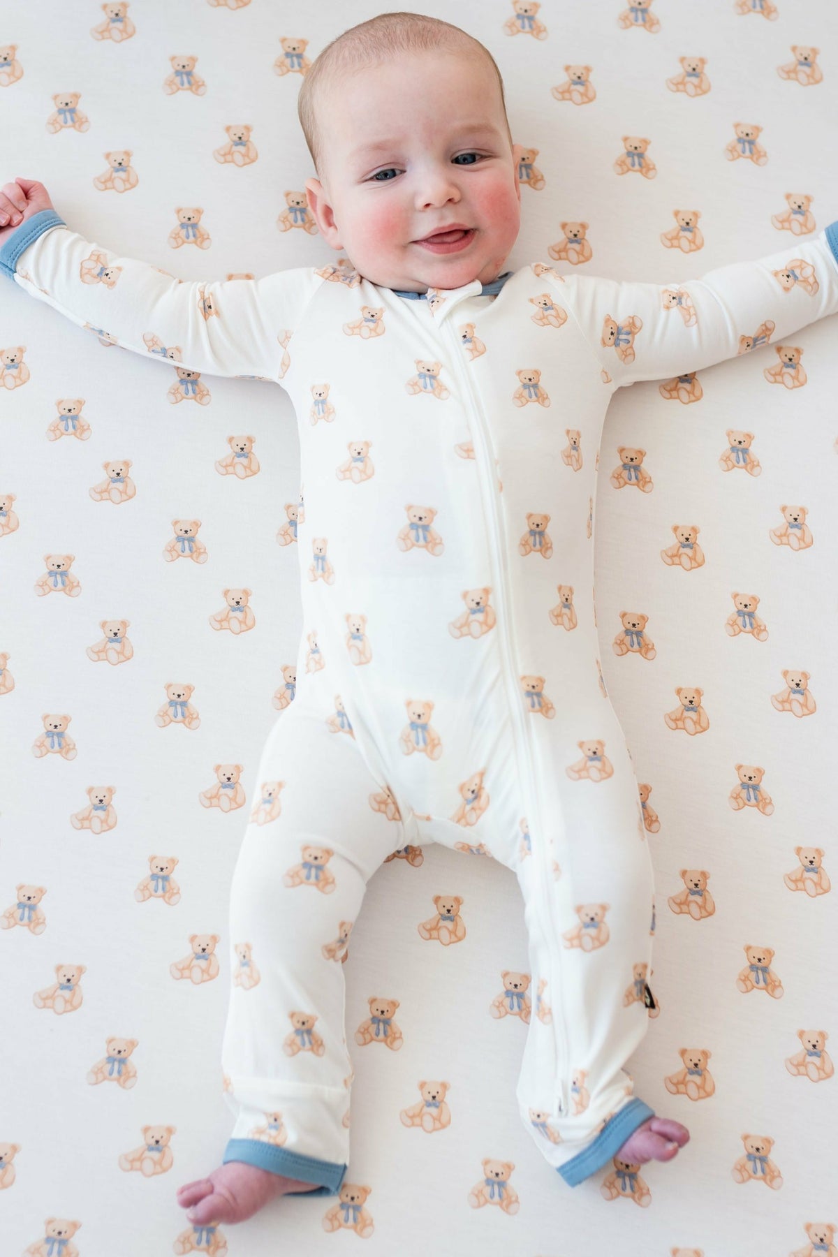 Kyte Baby Bamboo Zippered Romper in Teddy Bear Print
