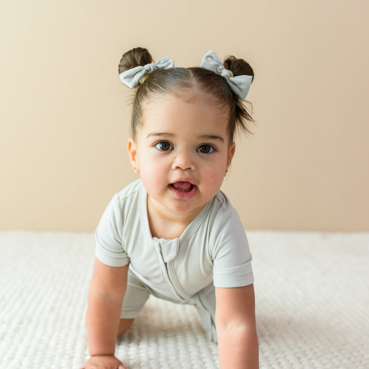 Kyte Baby Zippered Shortall Romper Oat