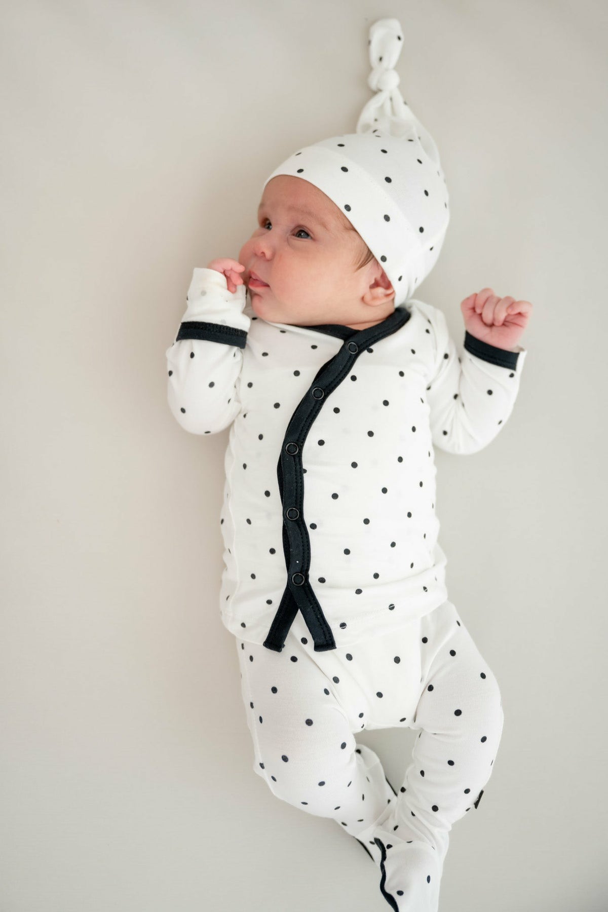 Kyte Baby Take Me Home Set with Cap in Midnight Polka Dot