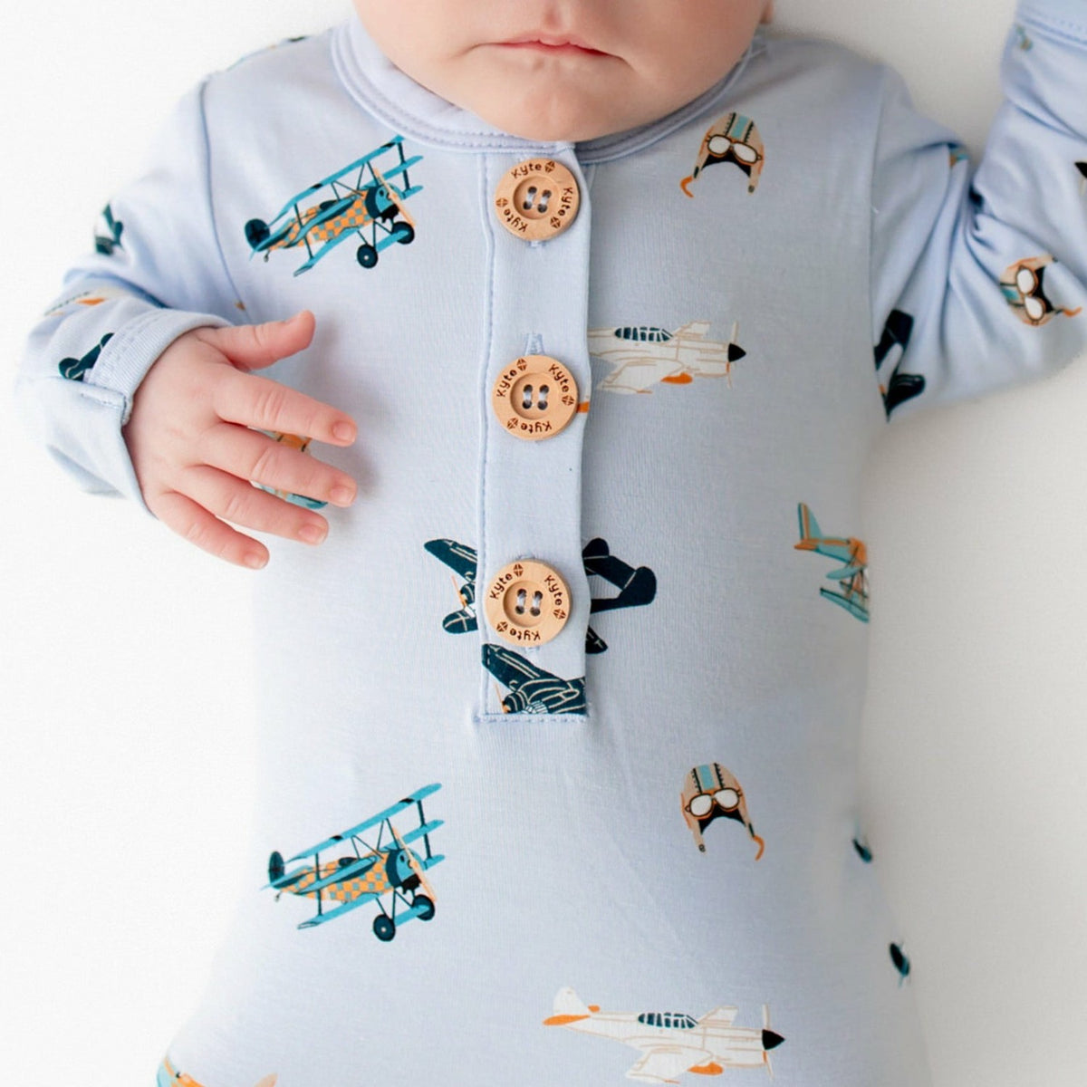 Kyte Baby Knotted Day Gown with Hat Set in Take Off