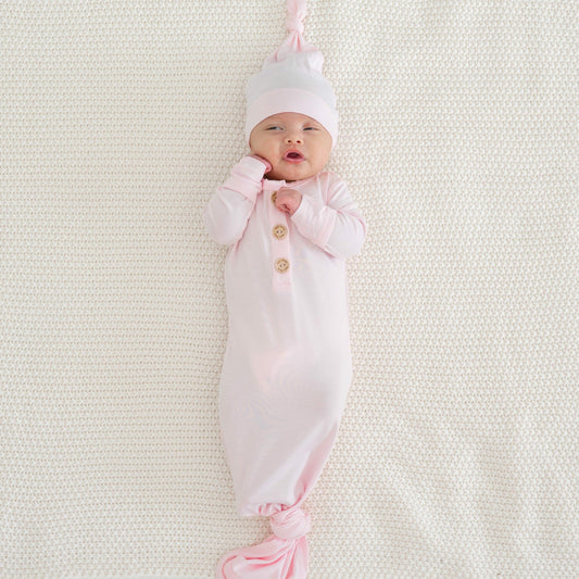 Kyte Baby Knotted Day Gown with Hat Set in Sakura