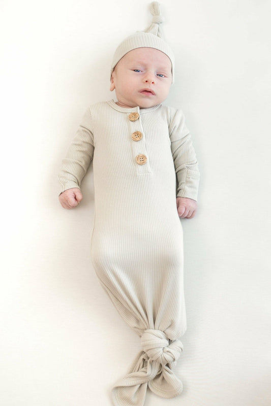 Kyte Baby Ribbed Knotted Gown and Hat Oat
