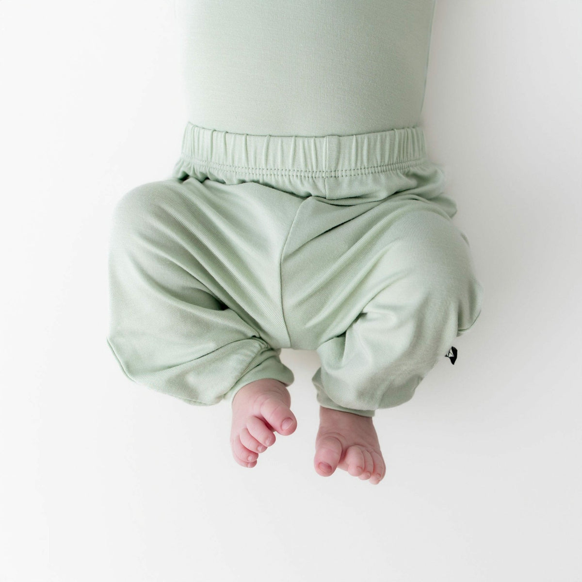 Kyte Baby Pant in Basil