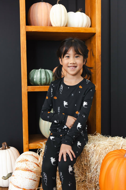Kyte Baby Long Sleeve Pajamas in Halloween Friends