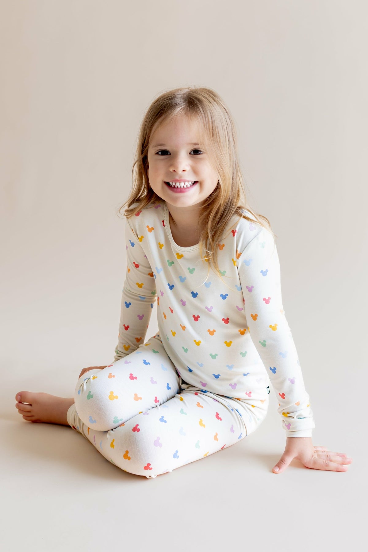 Kyte Baby Long Sleeve Pajamas in Pastel Mickey Mouse