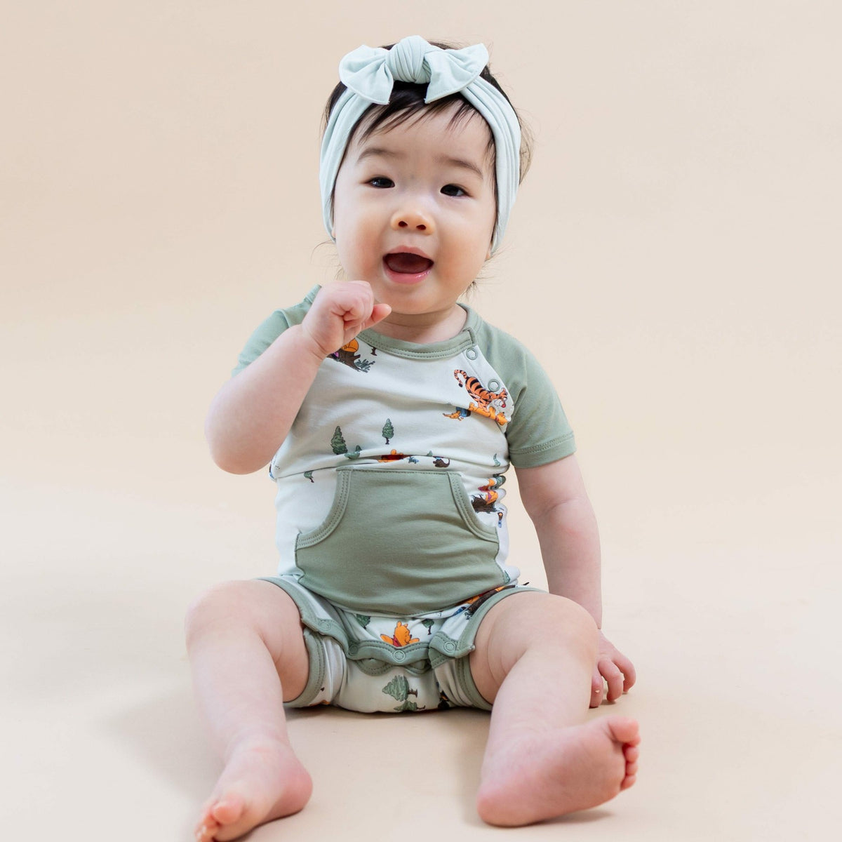 Kyte Baby Shortall in Winnie the Pooh Hundred Acre Wood