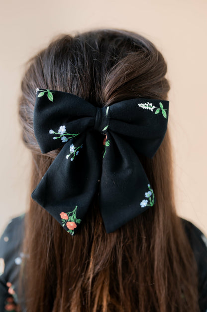 Kyte Baby Large Alligator Clip Bow in Midnight Wildflower