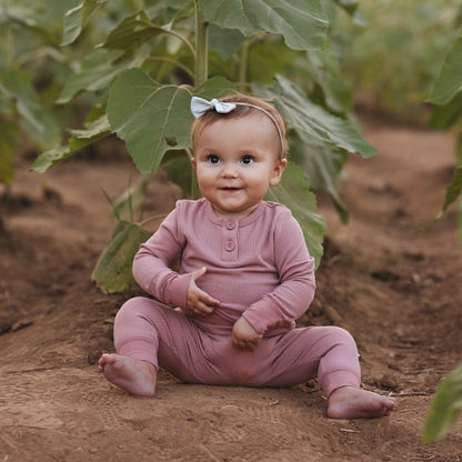 Kyte Baby Tiny Nylon Bow in Oat