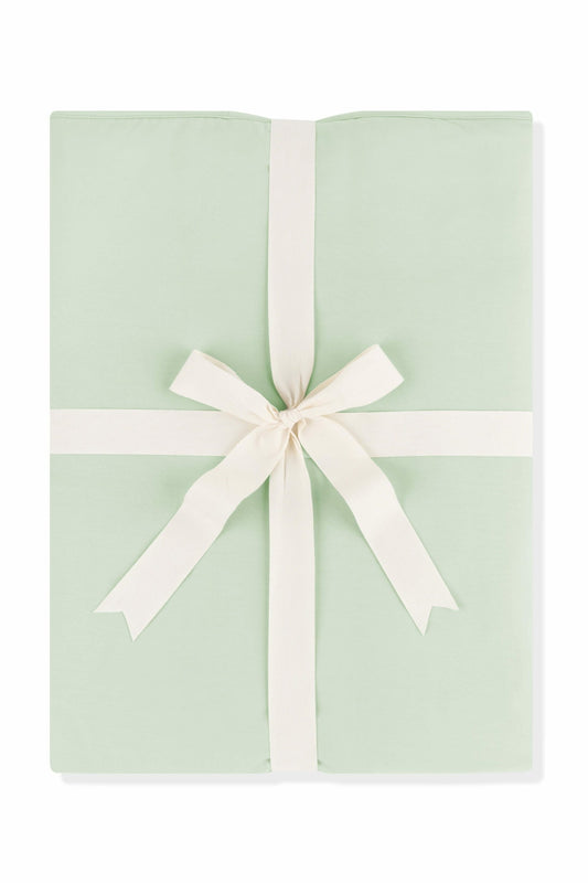 Kyte Baby Youth Blanket in Basil 1.0