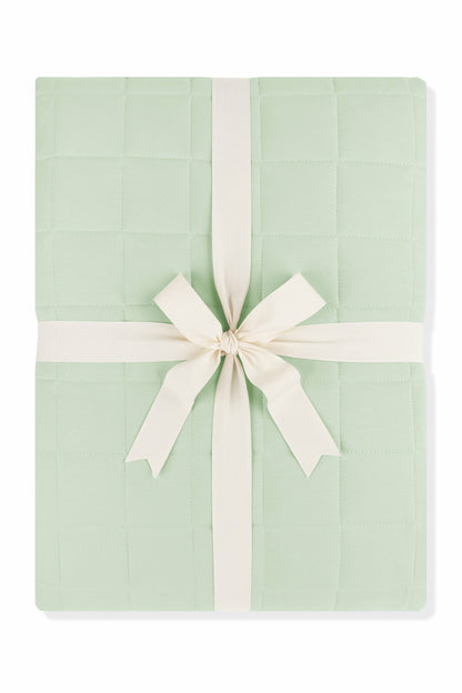 Kyte Baby Adult Quilted Blanket in Basil 1.0