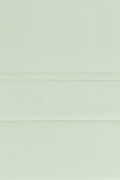 Kyte Baby Adult Quilted Blanket in Basil 1.0