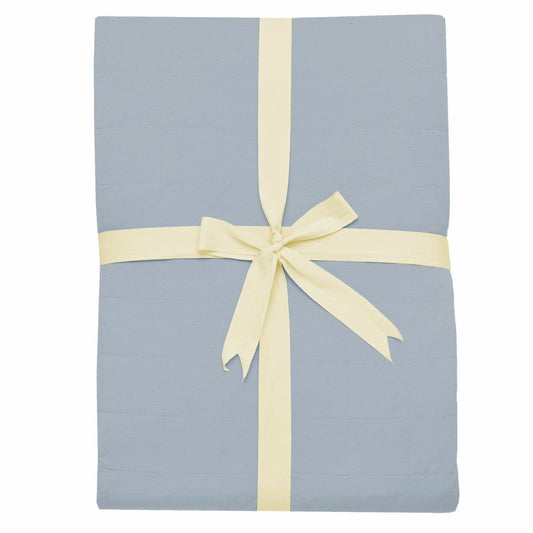 Kyte Baby Adult Quilted Blanket in Fog