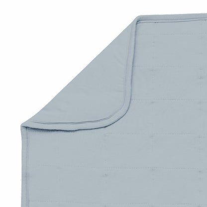 Kyte Baby Adult Quilted Blanket in Fog