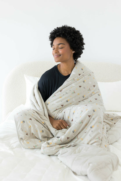 Kyte Baby Adult Quilted Blanket in Starry Icon 2.5