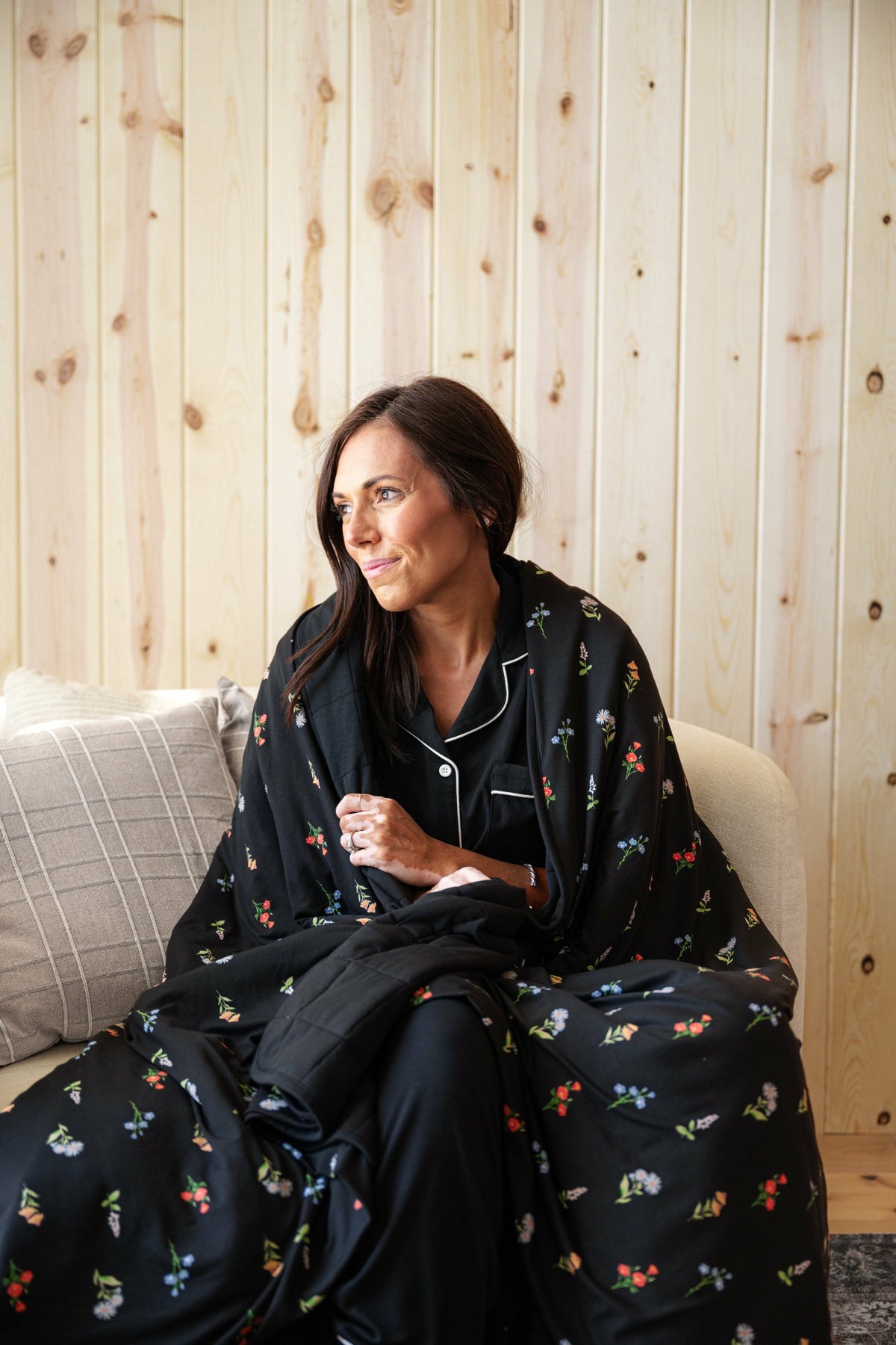 Kyte Baby Adult Quilted Blanket in Midnight Wildflower 2.5