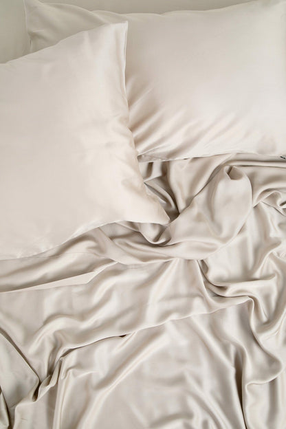 Kyte Baby Bamboo Sateen Sheet Set in Sand Stone