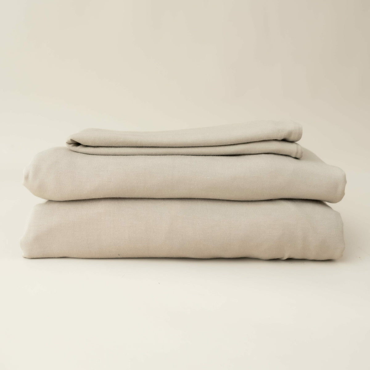 Kyte Baby Fitted Sheet with Pillowcases in Almond