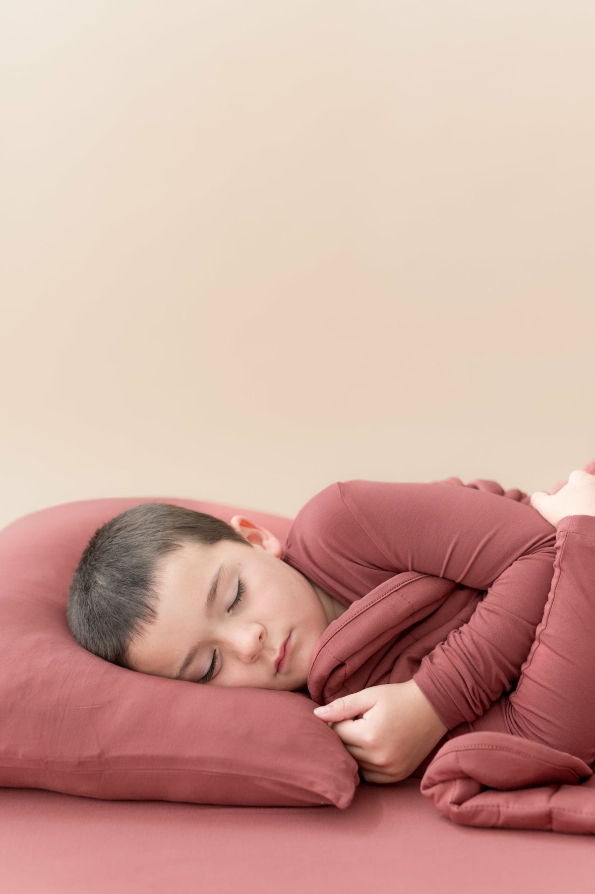 Kyte Baby Standard Pillowcase in Ember
