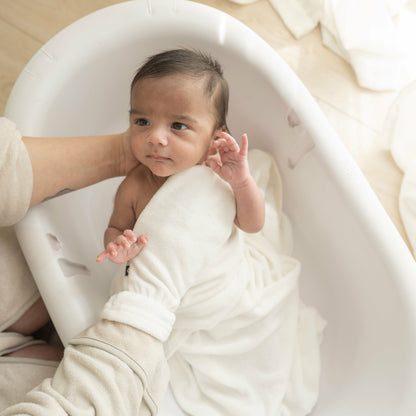 Kyte Baby Terry Bath Mitt in Cloud