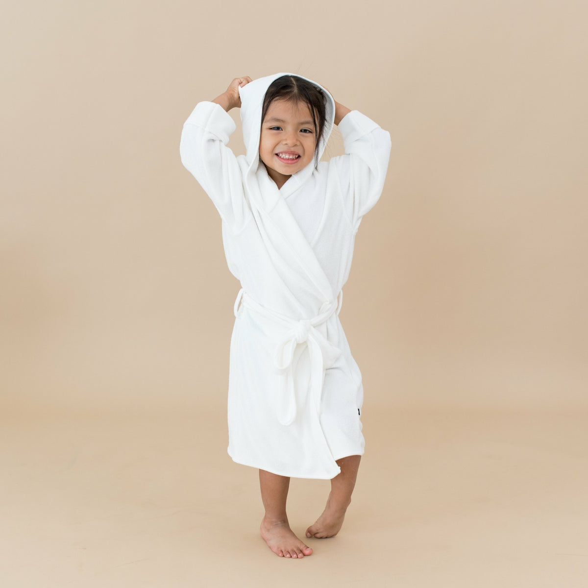 Kyte Baby Hooded Bath Robe in Cloud