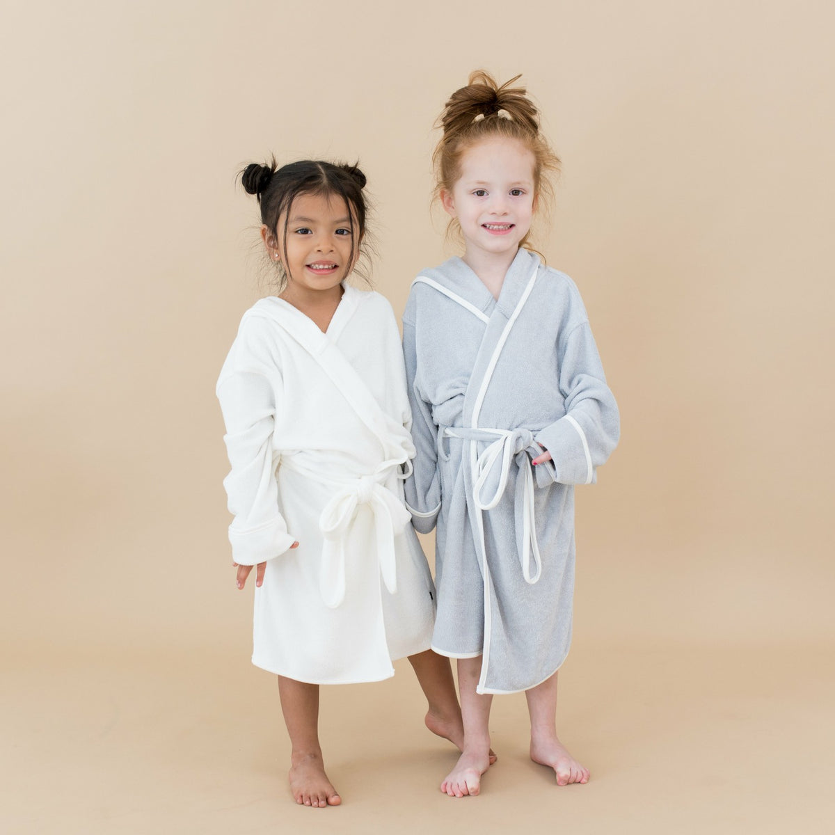Kyte Baby Hooded Bath Robe in Cloud