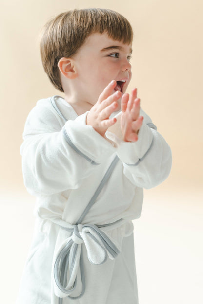 Kyte Baby Hooded Bath Robe in Cloud with Storm Trim