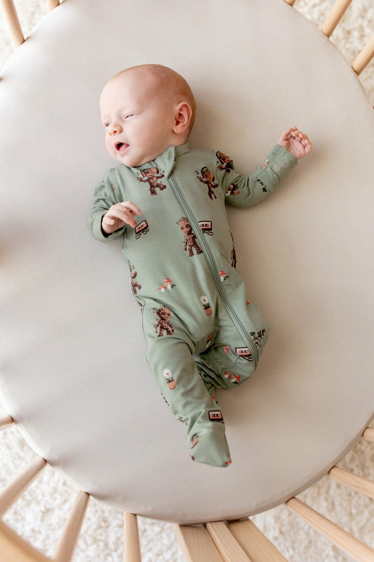 Kyte Baby Zippered Footie in Groot