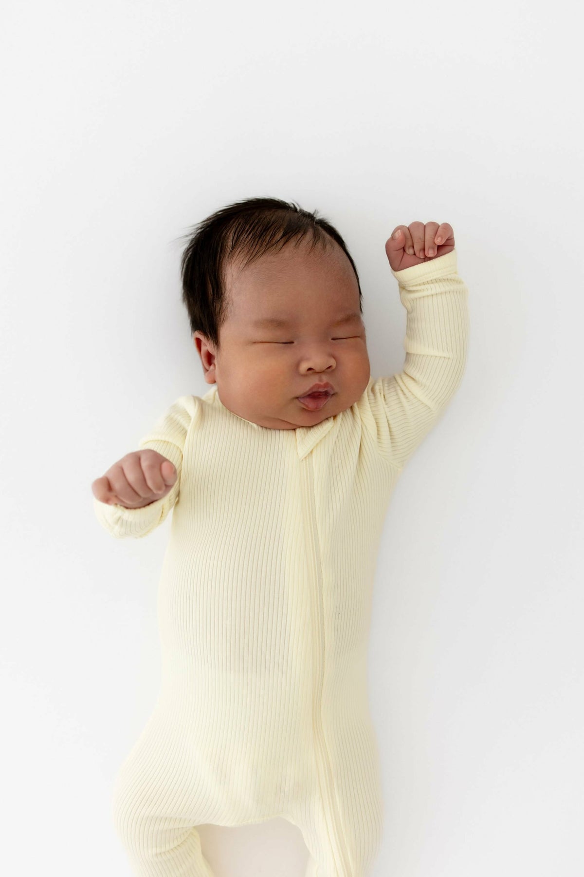 Kyte Baby Ribbed Zipper Footie in Chamomile