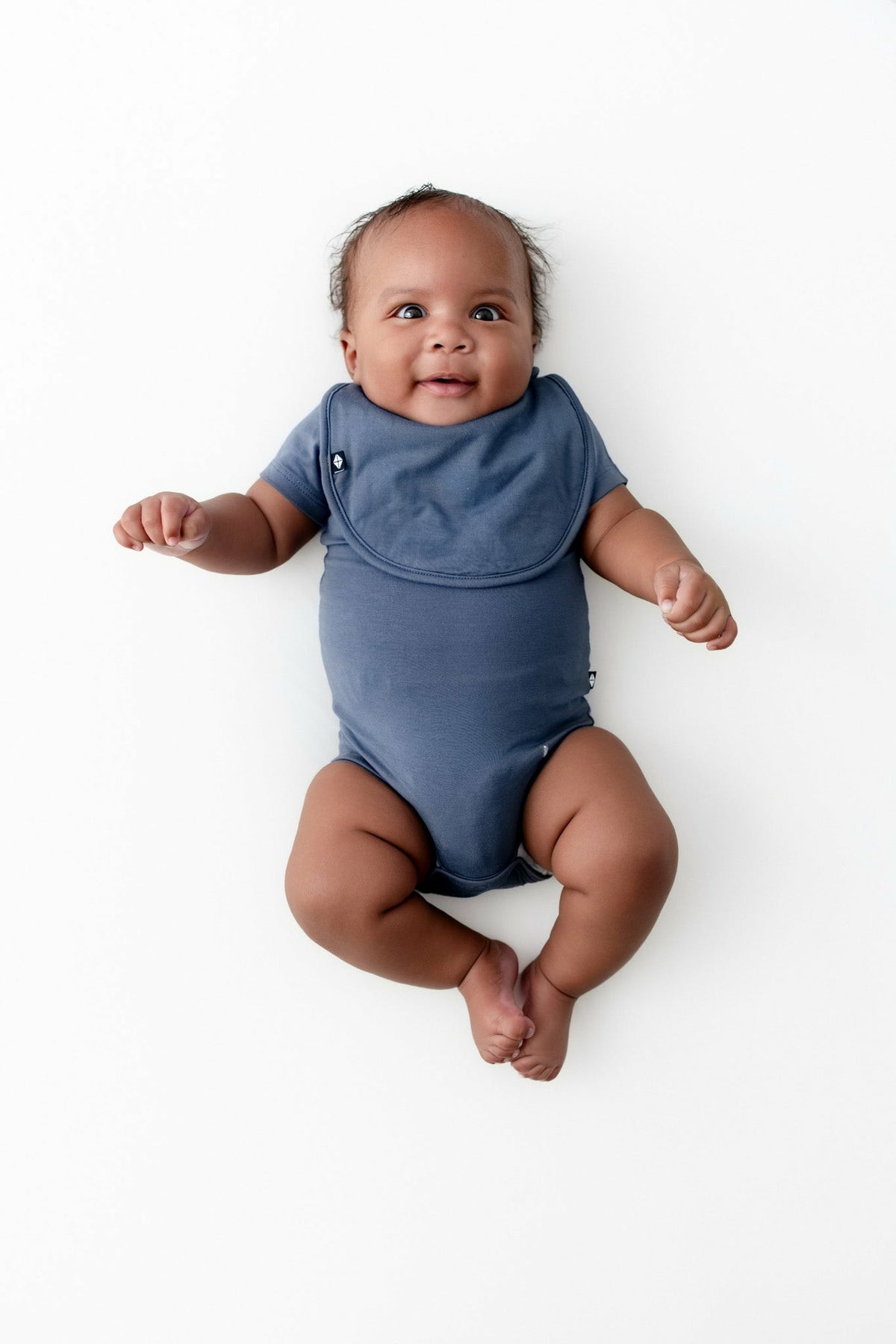 Kyte Baby Cushy Bib in Oxford