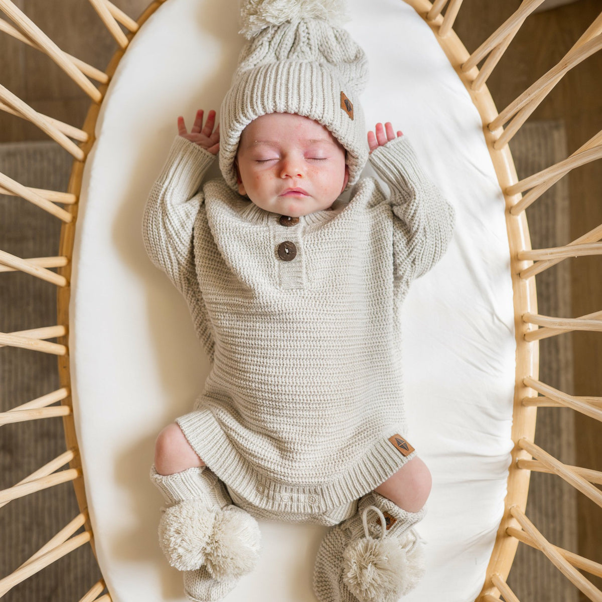 Kyte Baby Chunky Knit Romper in Oat