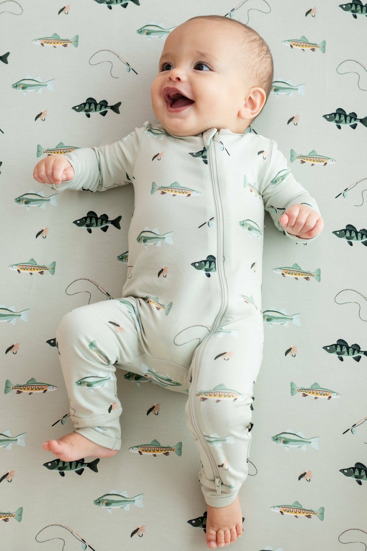 Kyte Baby Zippered Romper in Fishing
